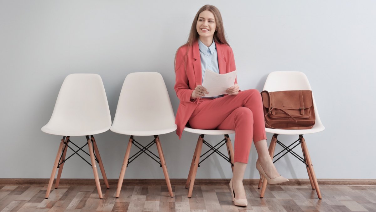 Bewirbdich.ch hilft Ihnen bei der Jobsuche - zum Beispiel mit einer attraktiven Blindbewerbung.